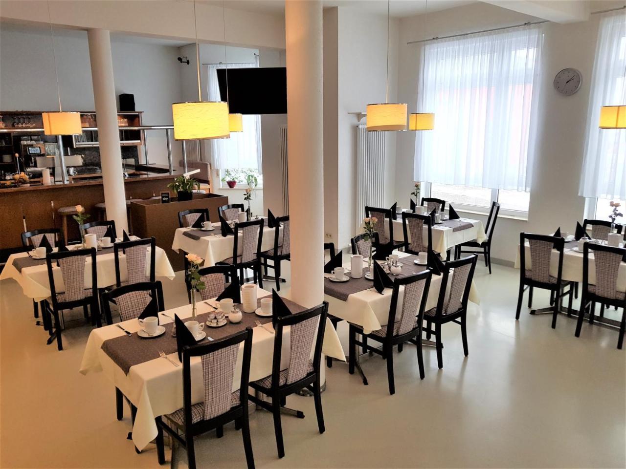 Hotel Weissach Am Neuenbuehl Exteriör bild